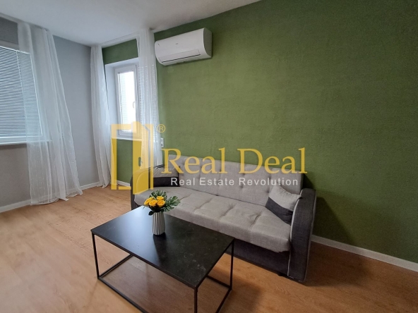 Дава се под наем Тристаен апартамент в София, Красно село - 90 кв.м за 650 € - Снимка #1