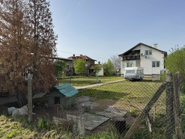 Къща в София, Враждебна - 200 кв.м за 1250 €/кв.м - Снимка #1