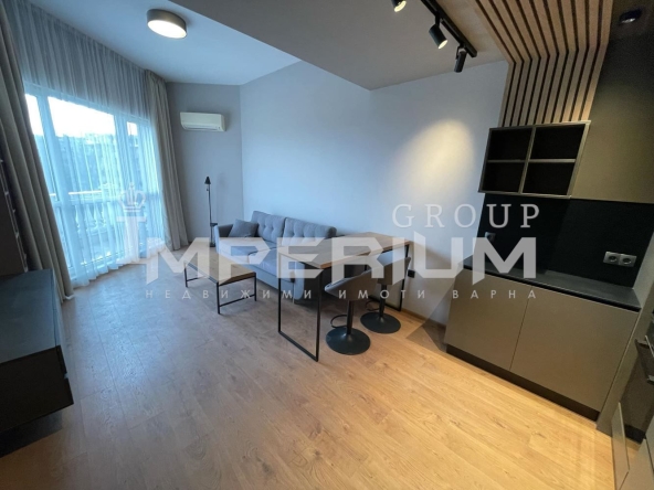 Двустаен апартамент в Варна, Бриз - 117 кв.м за 2137 €/кв.м - Снимка #1