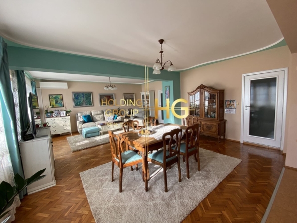 Тристаен апартамент в Добрич, Център - 115 кв.м за 1200 €/кв.м - Снимка #1