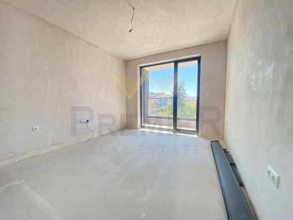 Двустаен апартамент в Варна, Бриз - 68 кв.м за 2045 €/кв.м - Снимка #1