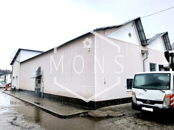 Дава се под наем Склад в Севлиево - 1900 кв.м за 626 € - Снимка #1