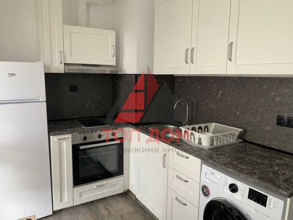 Дава се под наем Двустаен апартамент в Варна, Лятно кино Тракия - 60 кв.м за 561 € - Снимка #1