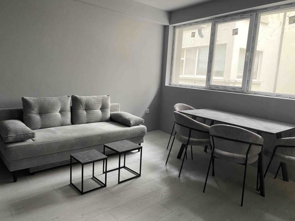Дава се под наем Двустаен апартамент в Варна, Аспарухово - 52 кв.м за 87900 € - Снимка #1