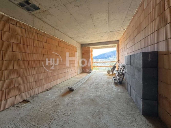 Двустаен апартамент в Варна, Аспарухово - 72 кв.м за 1598 €/кв.м - Снимка #1