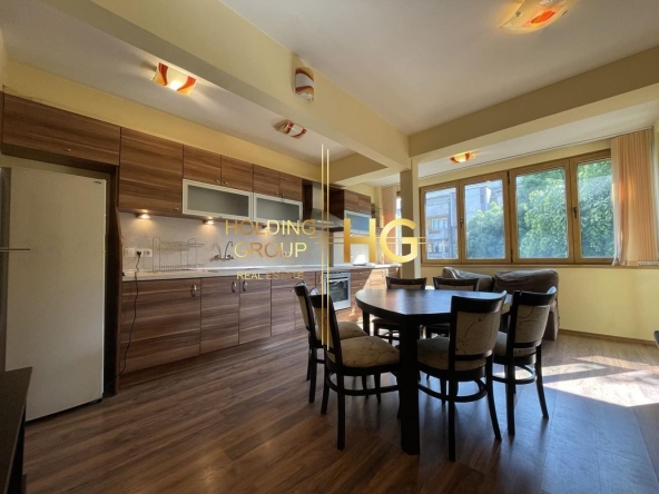 Тристаен апартамент в Варна, Окръжна болница - 91 кв.м за 3627 €/кв.м - Снимка #1