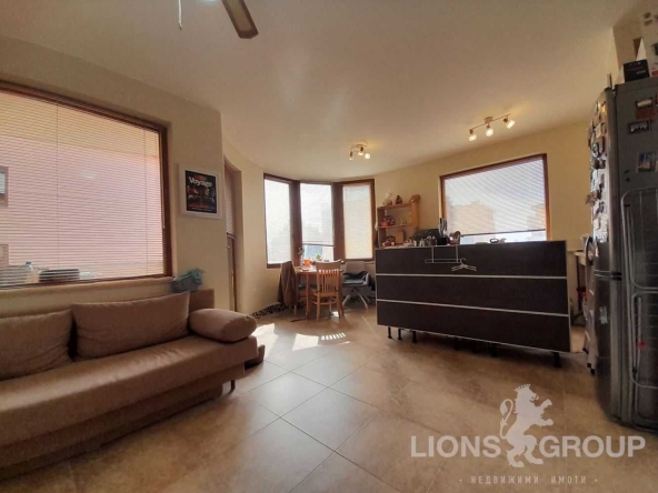 Четиристаен апартамент в Варна, Бриз - 117 кв.м за 2821 €/кв.м - Снимка #1