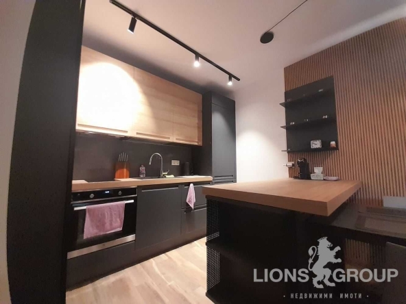 Двустаен апартамент в к.к. Св.Св. Константин и Елена - 65 кв.м за 3924 €/кв.м - Снимка #1