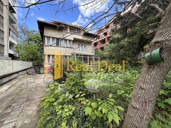 Къща в София, Изток - 280 кв.м за 7143 €/кв.м - Снимка #1