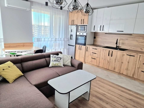 Дава се под наем Двустаен апартамент в Пловдив, Остромила - 67 кв.м за 459 € - Снимка #1