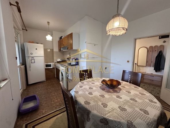 Тристаен апартамент в Варна, Окръжна болница - 80 кв.м за 2113 €/кв.м - Снимка #1