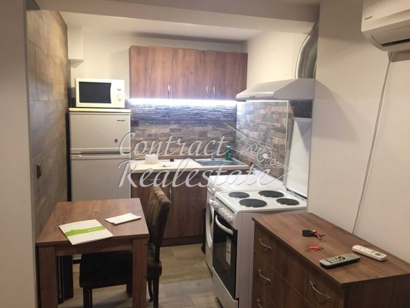 Дава се под наем Едностаен апартамент в Варна, ВИНС - 30 кв.м за 229.5 € - Снимка #1