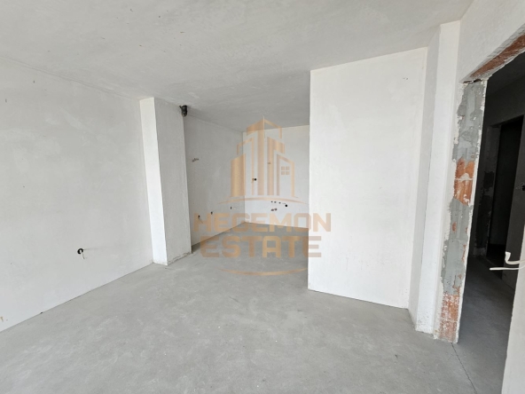 Двустаен апартамент в Варна, Виница - 95 кв.м за 1422 €/кв.м - Снимка #1