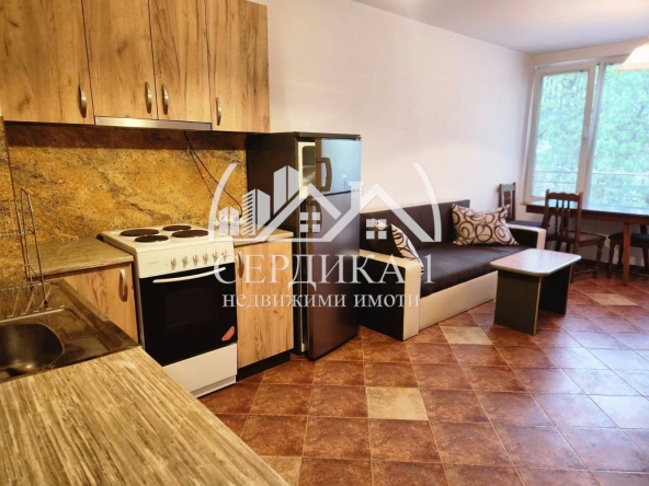 Дава се под наем Тристаен апартамент в София, Банишора - 90 кв.м за 611.49 € - Снимка #1