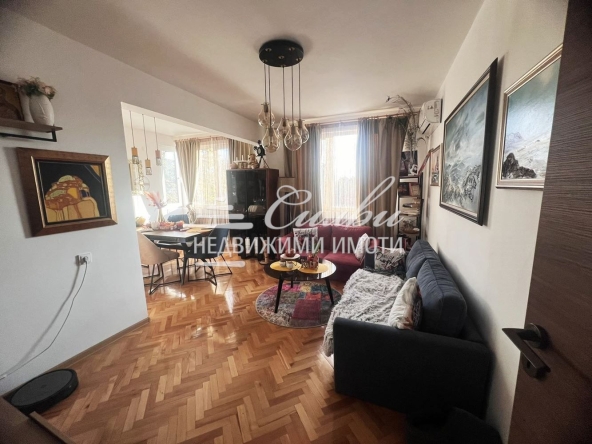Многостаен апартамент в Шумен, Център - 110 кв.м за 1484 €/кв.м - Снимка #1