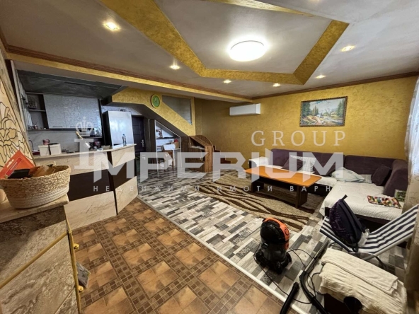 Дава се под наем Къща в Варна, Левски - 120 кв.м за 765 € - Снимка #1