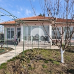 Къща в с. Соколово, Област Добрич - 146 кв.м за 1679 €/кв.м - Снимка #1