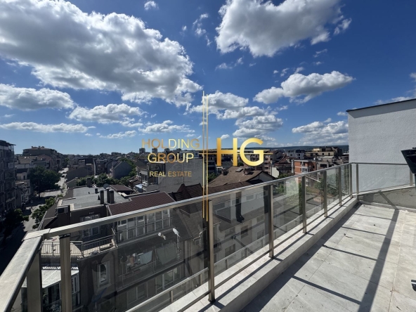 Тристаен апартамент в Варна, Колхозен пазар - 110 кв.м за 1310 €/кв.м - Снимка #1