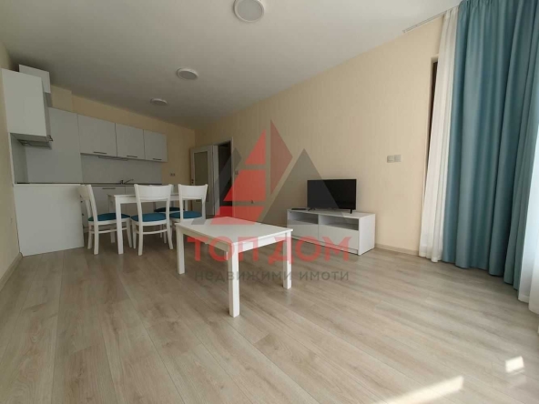 Двустаен апартамент в Варна, Аспарухово - 71 кв.м за 2043 €/кв.м - Снимка #1