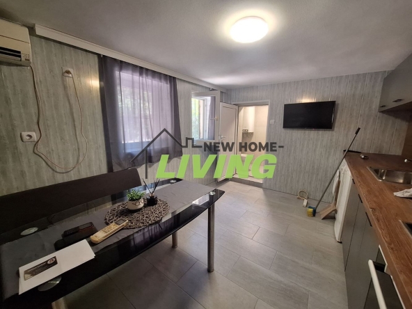 Двустаен апартамент в Пловдив, Център - 45 кв.м за 2178 €/кв.м - Снимка #1