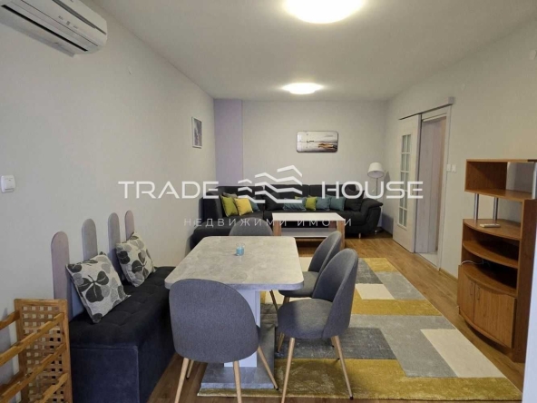 Дава се под наем Тристаен апартамент в Пловдив, Христо Смирненски - 100 кв.м за 612 € - Снимка #1