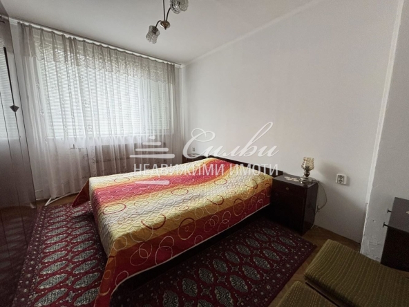 Дава се под наем Двустаен апартамент в Шумен, Дивизионна болница - 65 кв.м за 306 € - Снимка #1