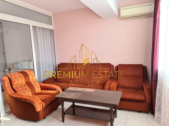 Дава се под наем Тристаен апартамент в Бургас, Славейков - 65 кв.м за 408 € - Снимка #1