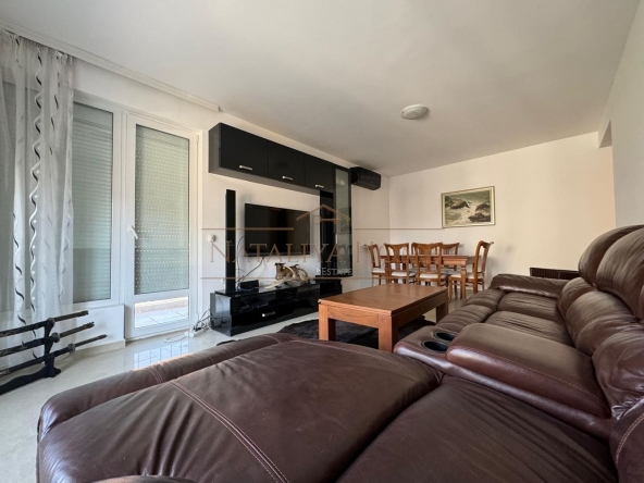 Многостаен апартамент в Бургас, Сарафово - 150 кв.м за 1400 €/кв.м - Снимка #1