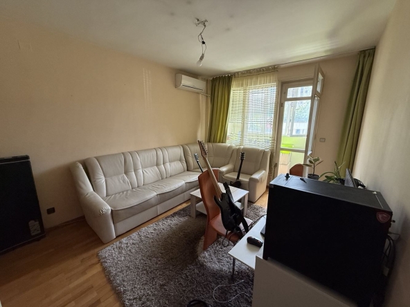 Дава се под наем Тристаен апартамент в София, Люлин 1 - 75 кв.м за 495 € - Снимка #1