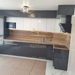 Дава се под наем Двустаен апартамент в Варна, м-т Пчелина - 60 кв.м за 765 € - Снимка #1