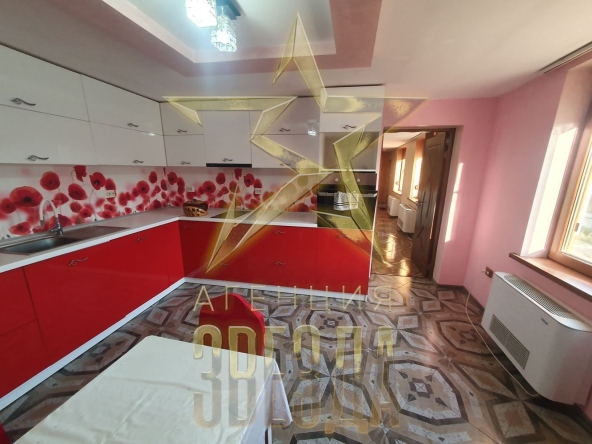 Къща в с. Маноле, Област Пловдив - 320 кв.м за 266 €/кв.м - Снимка #1