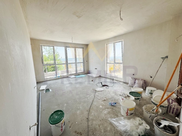 Двустаен апартамент в Варна, Възраждане 3 - 68 кв.м за 1471 €/кв.м - Снимка #1