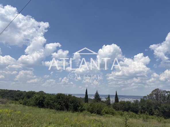 Парцел в Варна, Галата - 35075 кв.м за 85 €/кв.м - Снимка #1