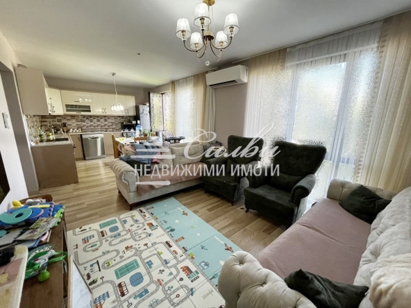 Двустаен апартамент в Шумен, Център - 68 кв.м за 1931 €/кв.м - Снимка #1