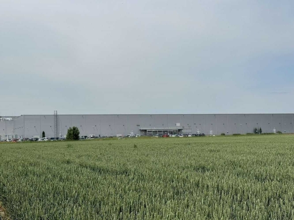 Парцел в Пловдив, Индустриална зона - Север - 33534 кв.м за 15 €/кв.м - Снимка #1