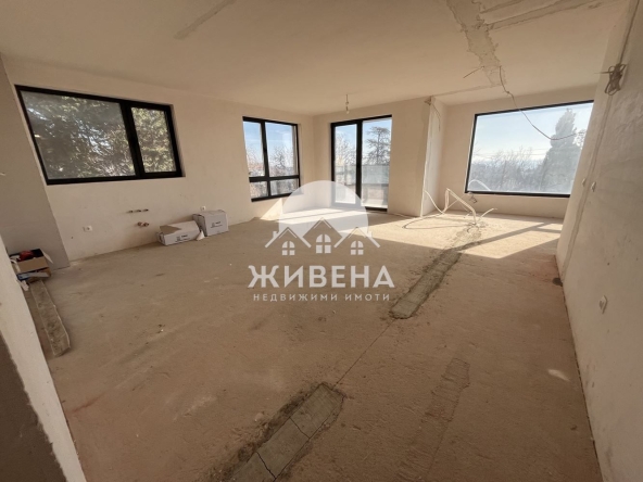 Четиристаен апартамент в к.к. Св.Св. Константин и Елена - 157 кв.м за 1816 €/кв.м - Снимка #1