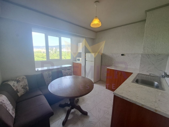 Дава се под наем Тристаен апартамент в Варна, Чайка - 65 кв.м за 459 € - Снимка #1