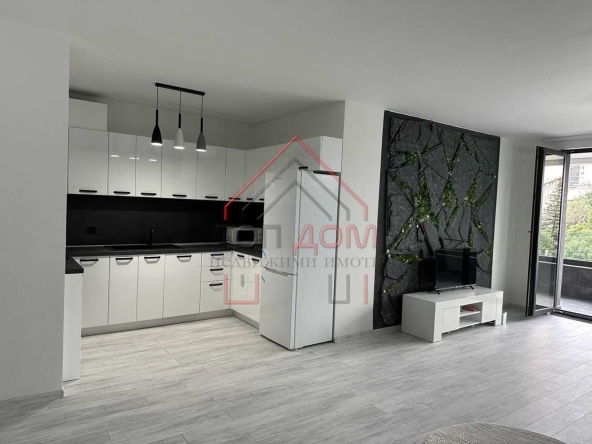 Дава се под наем Четиристаен апартамент в Варна, Бриз - 110 кв.м за 1500 € - Снимка #1