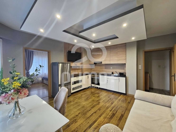 Дава се под наем Тристаен апартамент в Велико Търново, Бузлуджа - 90 кв.м за 459 € - Снимка #1