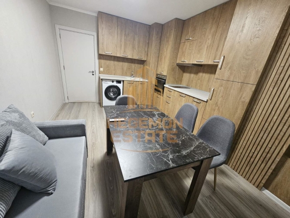 Двустаен апартамент в Варна, Център - 57 кв.м за 2455 €/кв.м - Снимка #1