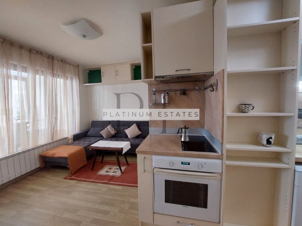 Дава се под наем Тристаен апартамент в София, Витоша - 77 кв.м за 760 € - Снимка #1