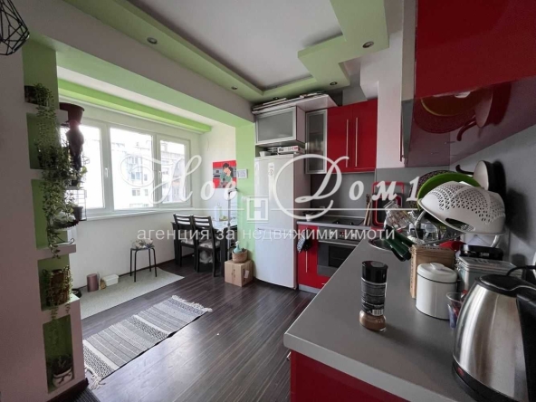 Дава се под наем Двустаен апартамент в Варна, Лятно кино Тракия - 45 кв.м за 306 € - Снимка #1