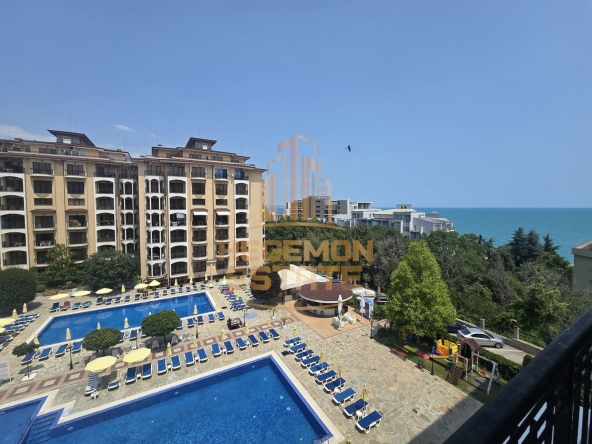 Двустаен апартамент в к.к. Златни пясъци - 67 кв.м за 1568 €/кв.м - Снимка #1