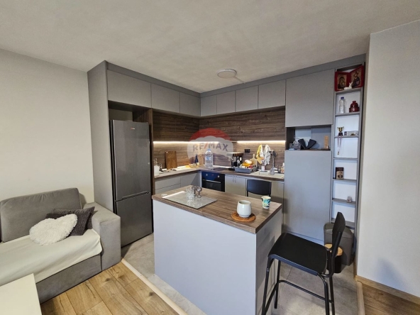 Дава се под наем Двустаен апартамент в Варна, Възраждане 3 - 60 кв.м за 459 € - Снимка #1