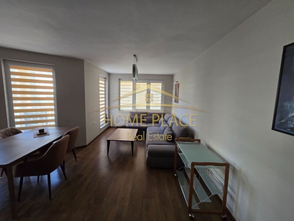 Дава се под наем Тристаен апартамент в Варна, Бриз - 130 кв.м за 867 € - Снимка #1