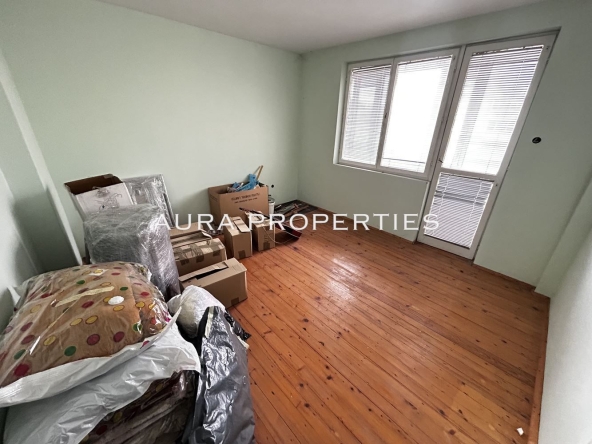 Тристаен апартамент в Разград, Варош - 79 кв.м за 1266 €/кв.м - Снимка #1