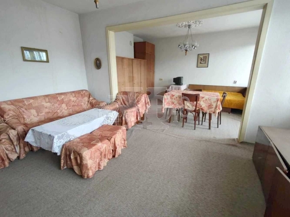 Четиристаен апартамент в Добрич, Пинета - 125 кв.м за 510 €/кв.м - Снимка #1
