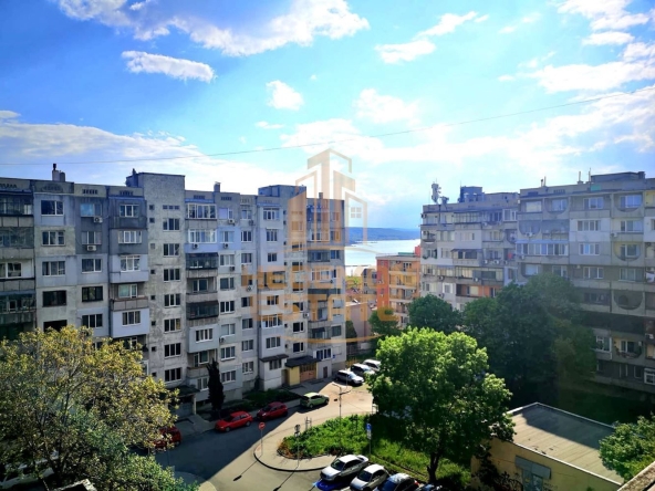 Четиристаен апартамент в Варна, Погреби - 95 кв.м за 1653 €/кв.м - Снимка #1