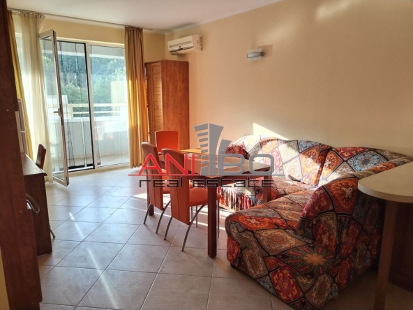 Двустаен апартамент в к.к. Златни пясъци - 59 кв.м за 1577 €/кв.м - Снимка #1