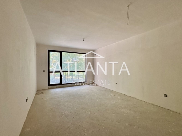 Тристаен апартамент в к.к. Св.Св. Константин и Елена - 91 кв.м за 2583 €/кв.м - Снимка #1